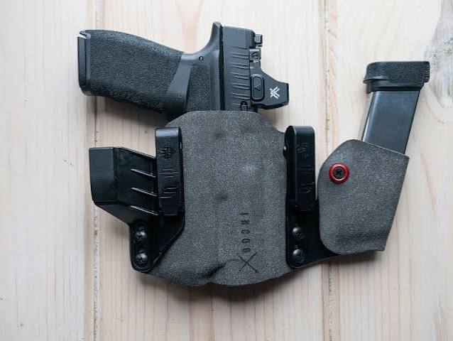 Safariland INCOG IWB Holster – Right Hand